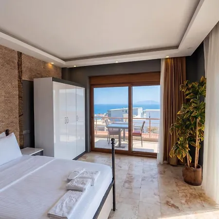 Stone House Foca 酒店 *