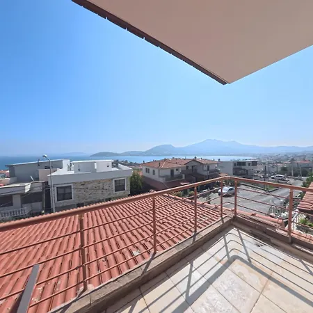 Stone House Foca 酒店 *