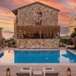Stone House Foca Hotel
