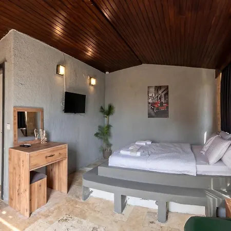 Hotel Stone House Foca Yenifoca