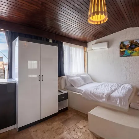 Stone House Foca Hotel