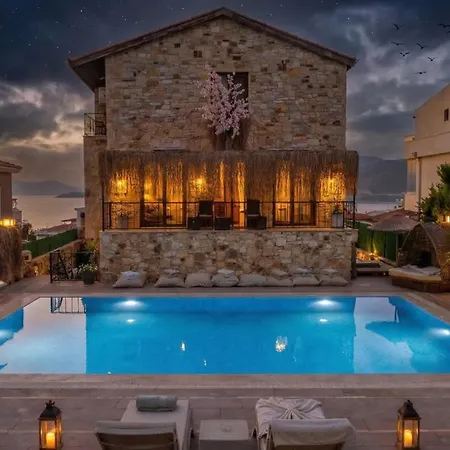 Stone House Foca Hotel *