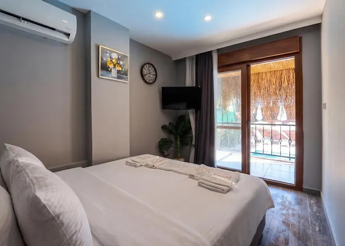 Stone House Foca Yenifoca